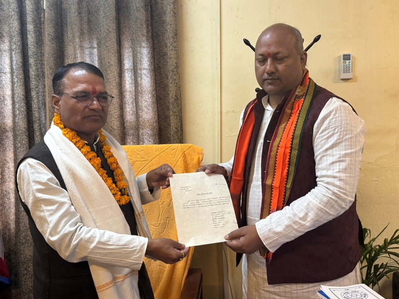 मधेस प्रदेशका पूर्वमुख्यमन्त्री सिंहद्वारा राजीनामा