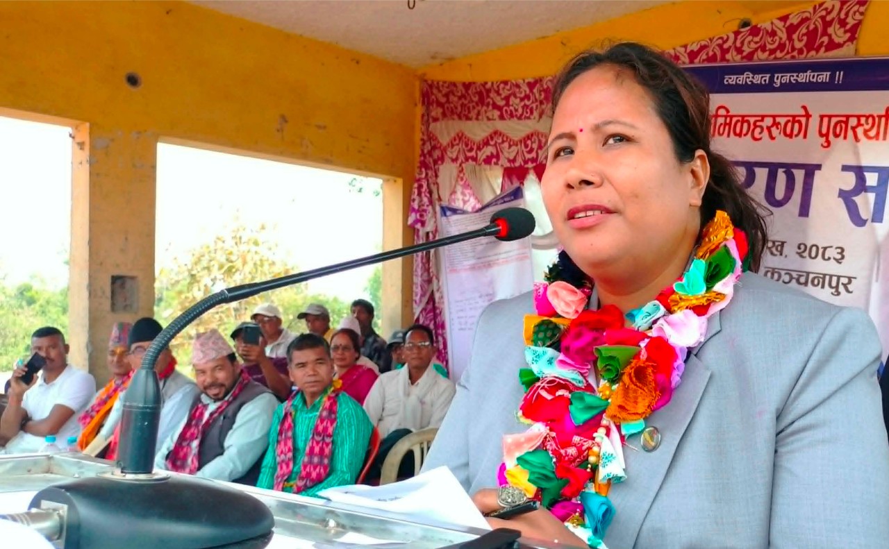 मुक्तकमैयालगायत समुदायका समस्या समाधान गर्न सरकार प्रतिबद्ध छ: मन्त्री चौधरी