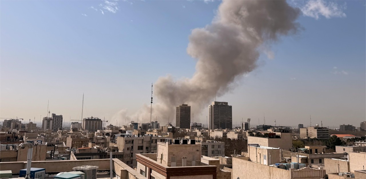 इरानले इजरायलमा क्षेप्यास्त्र प्रहार गरेपछि क्षेत्रीय तनाव उच्च स्तरमा