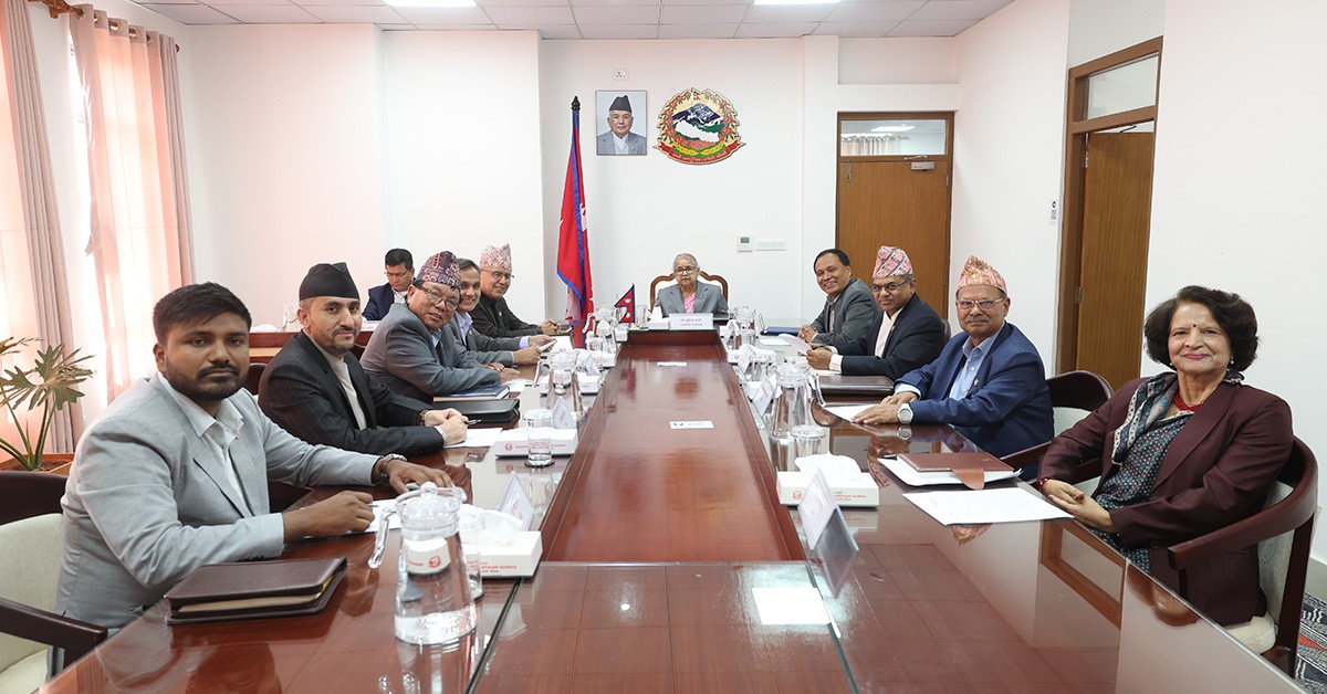 प्रधानमन्त्रीसहित १० मन्त्रीले बुझाए आआफ्नो सम्पत्ति विवरण