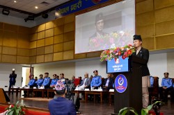 गृहमन्त्री गुरुङद्वारा प्रहरी प्रधान कार्यालयको निरीक्षण