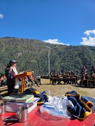 ‘सिडिओ’ पैदलै गाउँमा आएपछि...