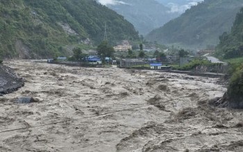 नुवाकोट र धादिङका बाढीपीडितका लागि १६ स्थानमा अस्थायी आवास निर्माण