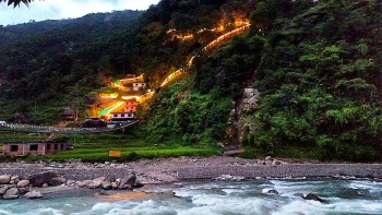 नुवाकोटको दुप्चेश्वर मन्दिरमा धान्यपूर्णिमा मेलाको तयारी पूरा, जात्रामा कसरी जाने ?