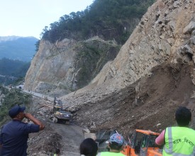 देशका विभिन्न छ सडकखण्ड पूर्ण रूपमा अवरुद्ध, ११ आंशिक सञ्चालनमा