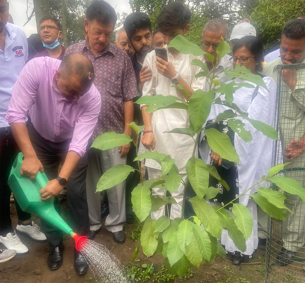 स्व नेता गिरीको स्मृतिमा काठमाडौंमा सामूहिक वृक्षरोपण