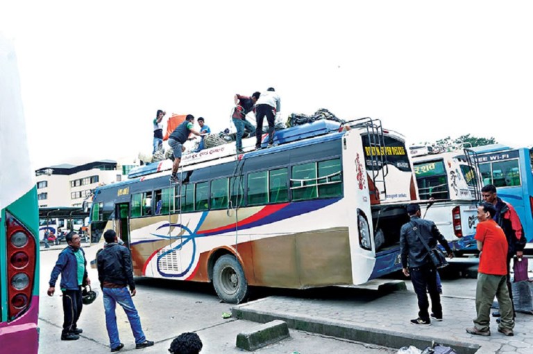 सार्वजनिक यातायातको भाडा घट्यो