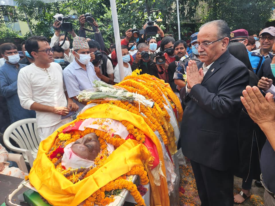 बौद्धिक व्यक्तित्वका रुपमा स्थापित गिरी राजनीतिक प्रेरणाको स्रोत : अध्यक्ष प्रचण्ड