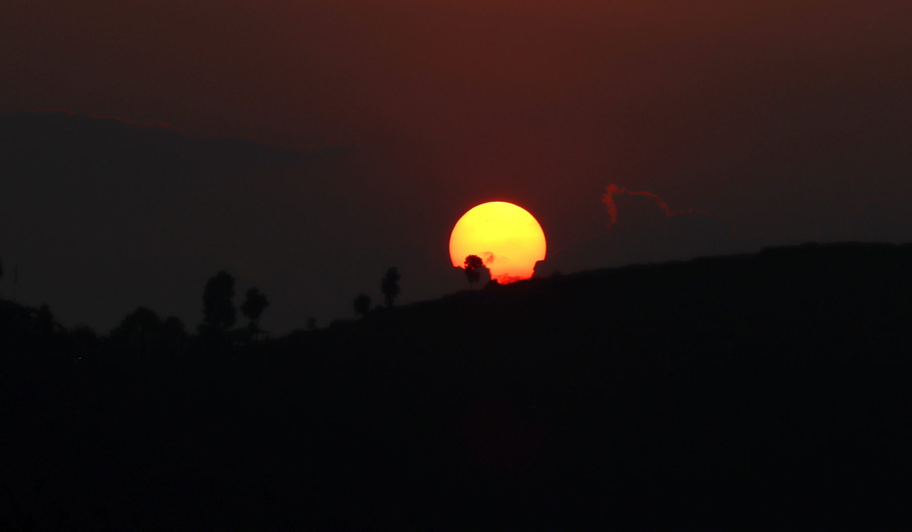 मङ्गलबार लाग्ने ग्रस्तोदित खग्रास चन्द्रग्रहण तक्षशिला एकेडेमीमा देखाइने