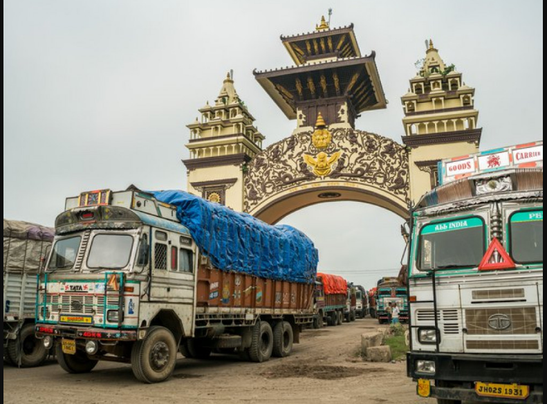 जाँचपास नहुँदा १४ सयभन्दा धेरै मालवाहक सवारी रोकिए