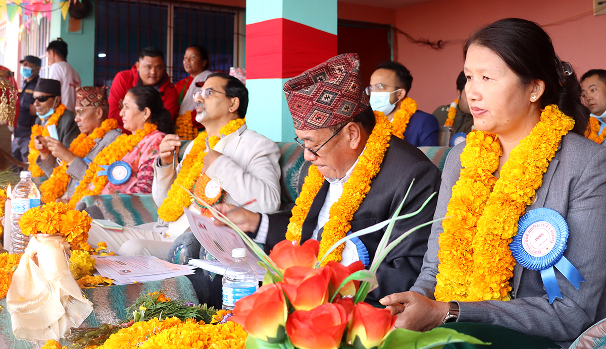 संविधान र प्राप्त उपलब्धिको रक्षा गरेरमात्र विकास र समृद्धि संभव छ : अर्थमन्त्री शर्मा