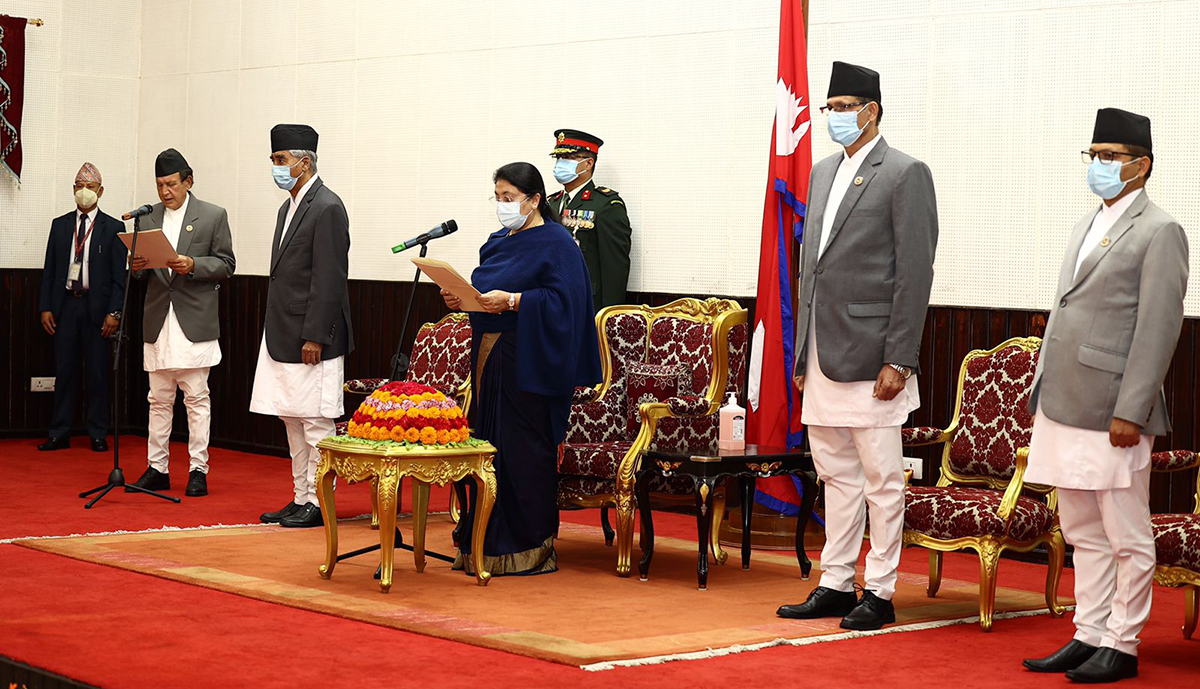 परराष्ट्रमन्त्रीमा कांग्रेस नेता खड्का नियुक्त