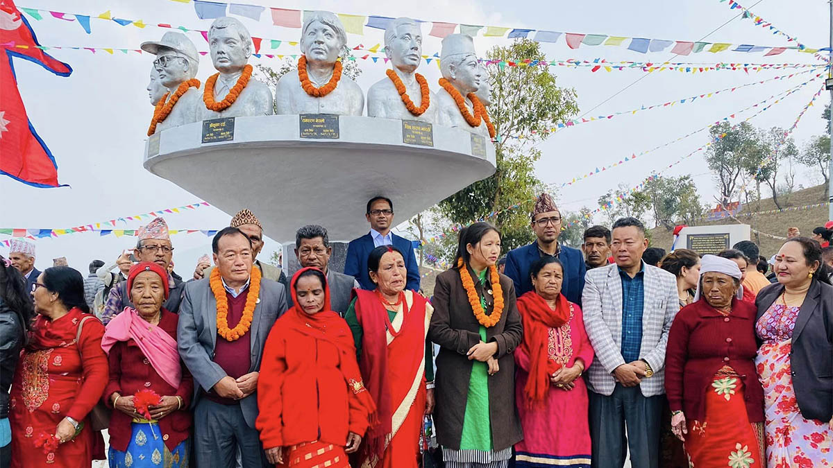 नुवाकोटको पञ्चकन्यामा जनयुद्धका १३ सहिदको सालिक अनावरण