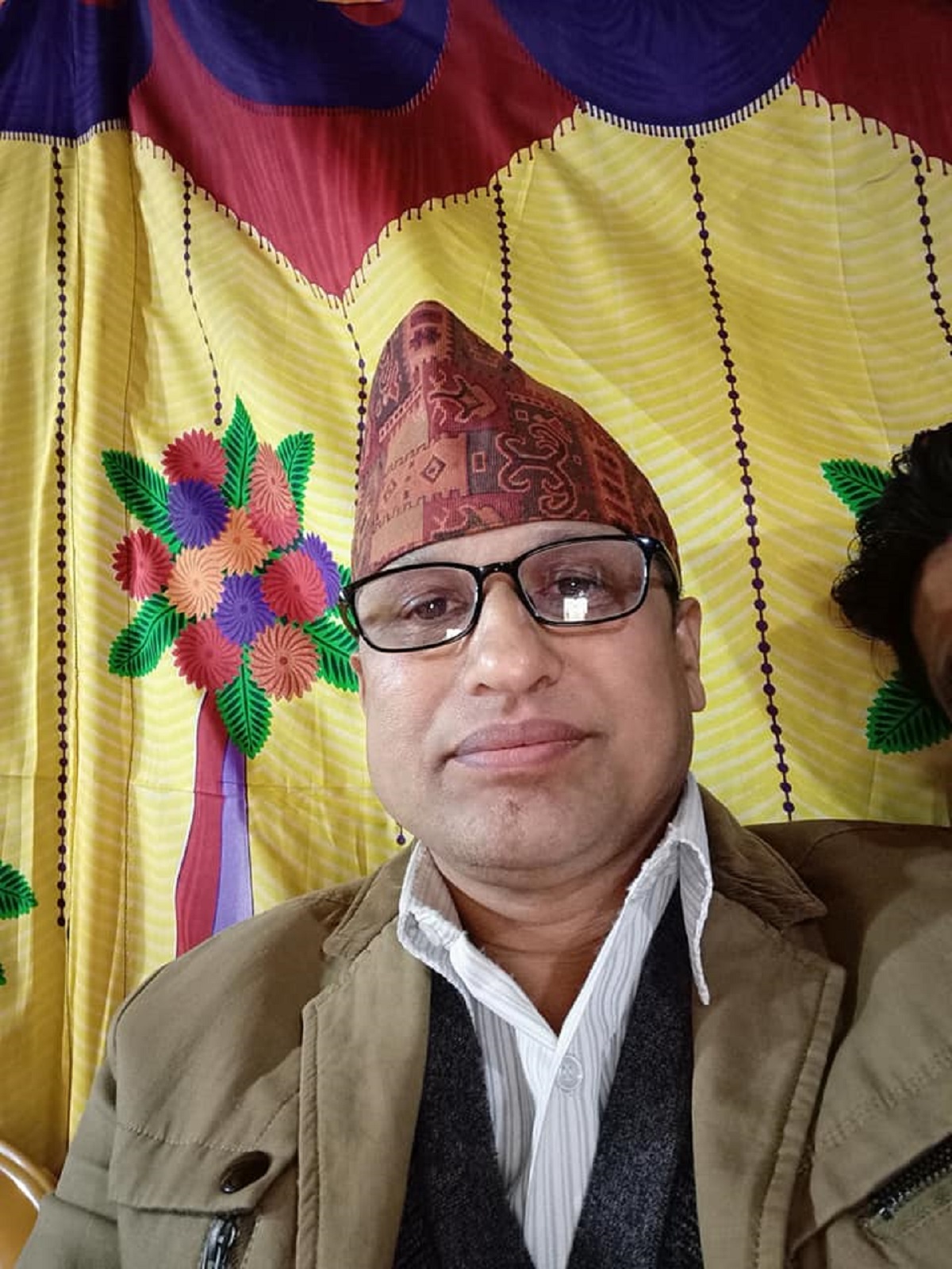 माओवादीबाट दुप्चेश्वरका अध्यक्ष उम्मेदवार थापाले गरे सरकारी सुविधा नलिने घोषणा